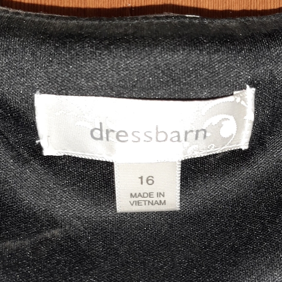 Dress - Picture 2 of 2